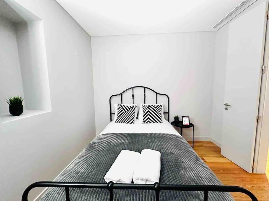 Lisbon Marques De Pombal Top Flat Great Locations City Center B Buitenkant foto