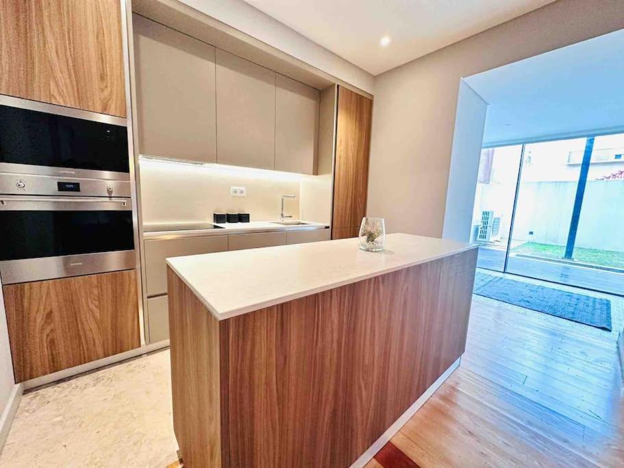 Lisbon Marques De Pombal Top Flat Great Locations City Center B Buitenkant foto