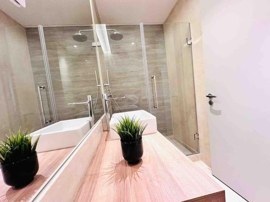 Lisbon Marques De Pombal Top Flat Great Locations City Center B Buitenkant foto