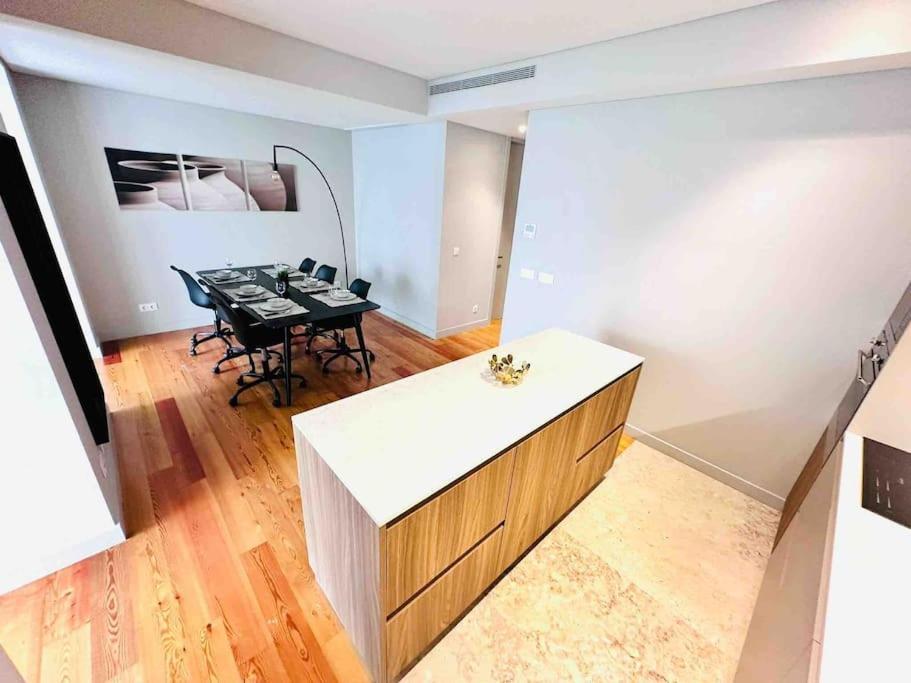 Lisbon Marques De Pombal Top Flat Great Locations City Center B Buitenkant foto