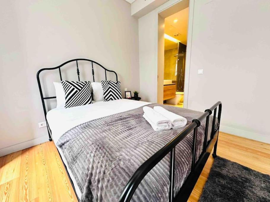 Lisbon Marques De Pombal Top Flat Great Locations City Center B Buitenkant foto