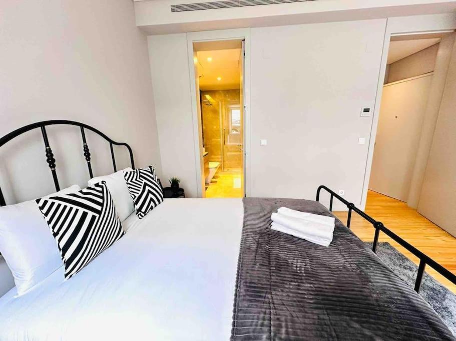 Lisbon Marques De Pombal Top Flat Great Locations City Center B Buitenkant foto