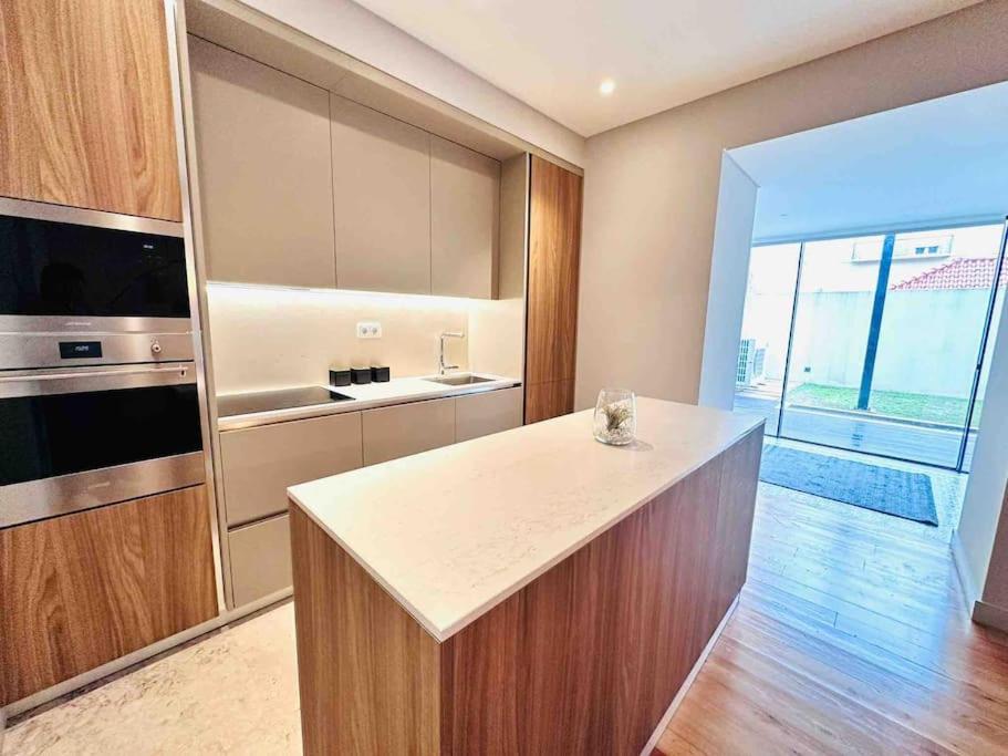 Lisbon Marques De Pombal Top Flat Great Locations City Center B Buitenkant foto