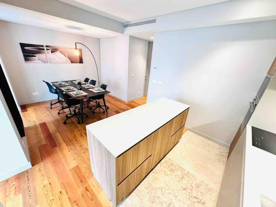 Lisbon Marques De Pombal Top Flat Great Locations City Center B Buitenkant foto