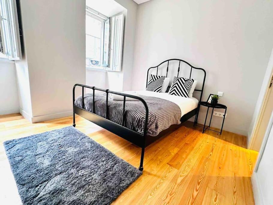 Lisbon Marques De Pombal Top Flat Great Locations City Center B Buitenkant foto
